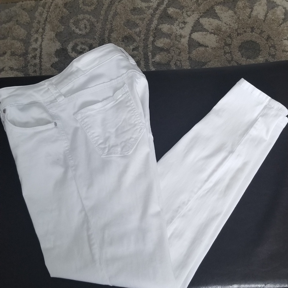 Celebrity Pink white ankle skinny jeans